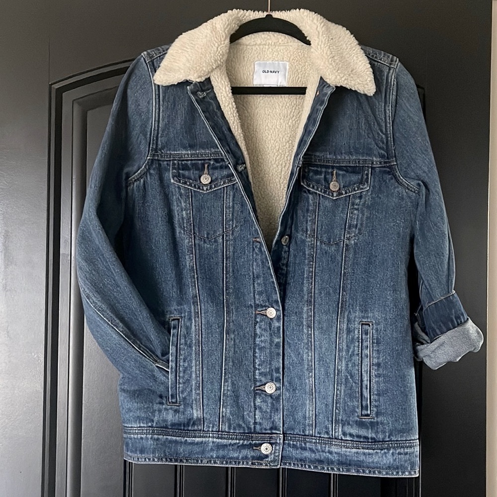 NWOT denim and Sherpa jacket
